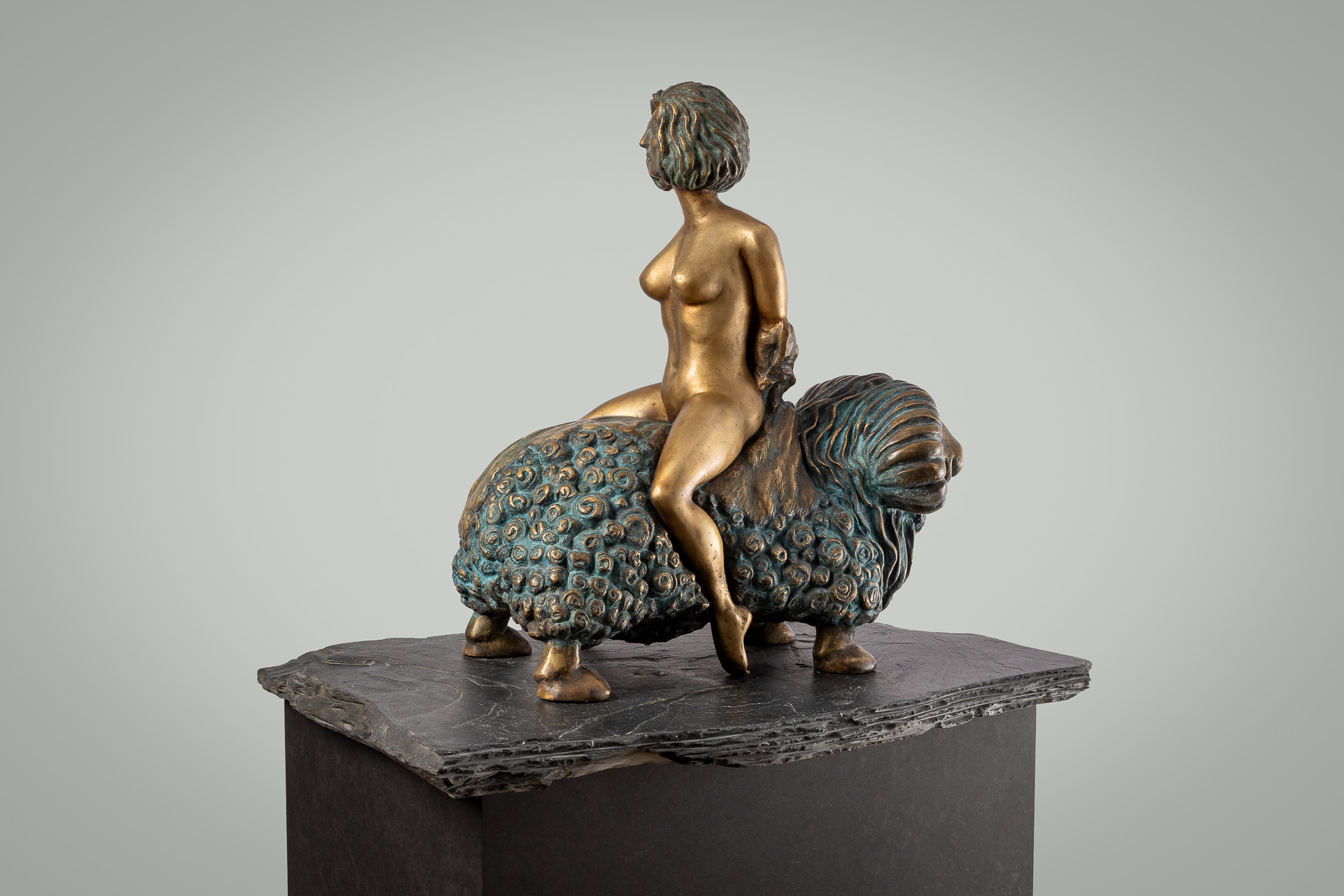 Tamara Kessel Bronse Widder (2 von 8)